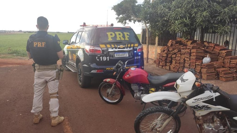 Durante um único dia, PRF recupera quatro veículos e duas motocicletas na região de fronteira