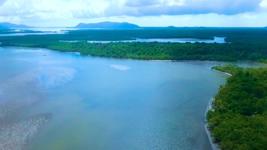 Ilha de Superagui restringe circulação de turistas e funcionamento de serviços por causa de surto de Covid-19