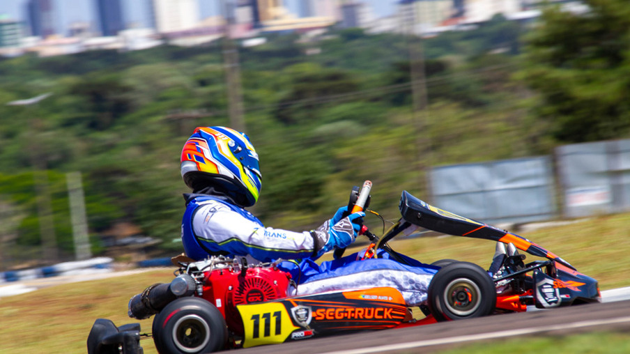 Joelson Alves se prepara para 1ª etapa do Metropolitano de Kart