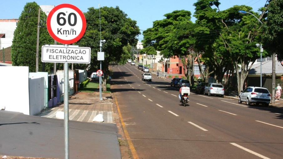 Atenção ‘apressados’: ruas sem radares estão com os dias contados