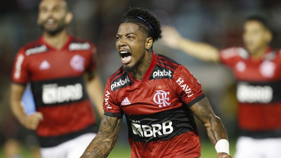 Marinho marca na estreia e Flamengo bate Boavista por 3 a 0