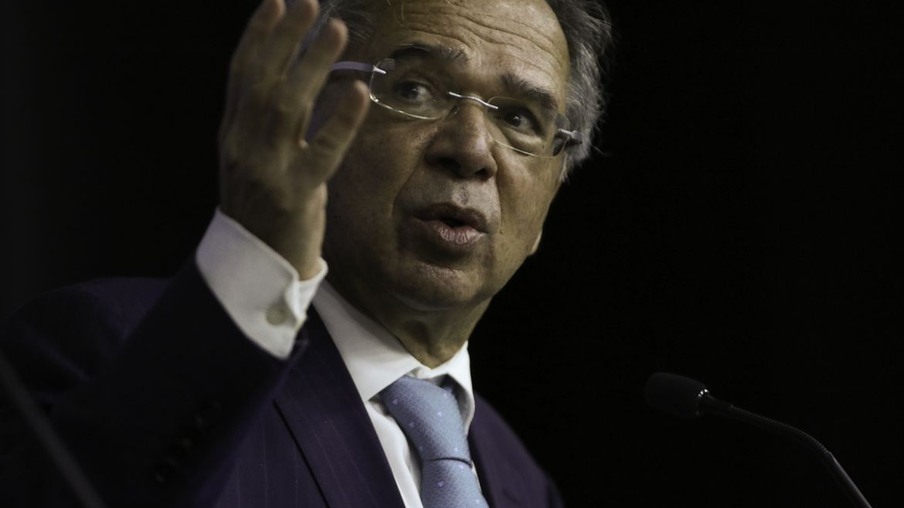 Ministro da Economia, Paulo Guedes, durante coletiva onde fez um balanço do ano de 2021