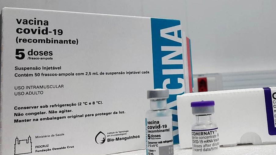 Mais 450 mil vacinas chegam ao Paraná e outras 354 mil são aguardadas