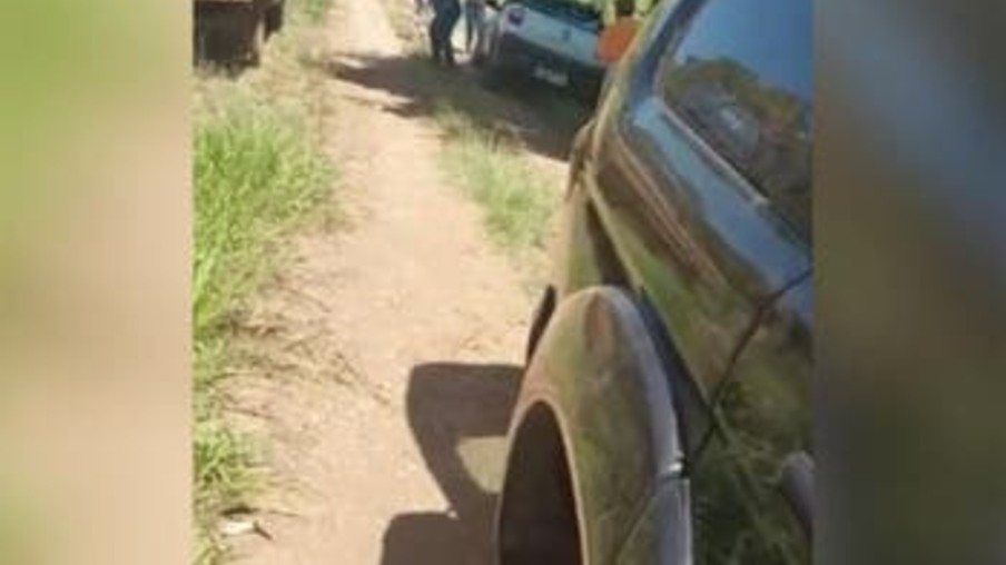 Suspeitos de tiroteio por disputa de terra no Paraná se apresentam à polícia e afirmam terem 'reagido a disparos'; quatro pessoas morreram