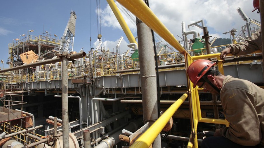 Petrobras encerra março com nível de utilização das refinarias em 91%