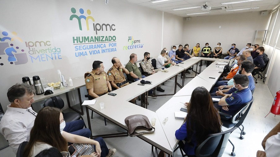 Reunião define maior rigor na fiscalização de arruaças em via pública de Cascavel
