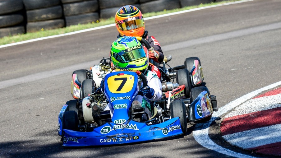 Caio Zorzetto conquista o sexto lugar no Sul-Brasileiro de Kart