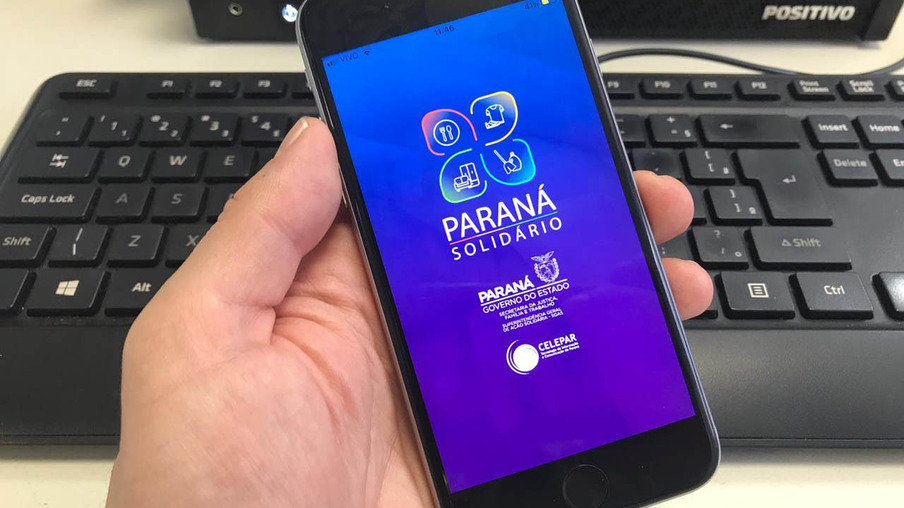 Governo discute estratégias para melhorar os aplicativos Paraná Serviços e Paraná Solidário