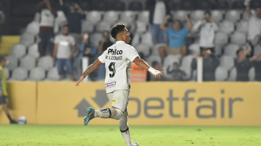 Santos derrota Juventude na abertura da 12ª rodada do Brasileiro