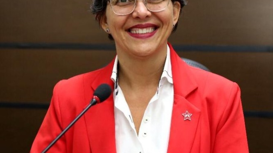 Professora Liliam é eleita nova Procuradora da Mulher da Câmara de Cascavel