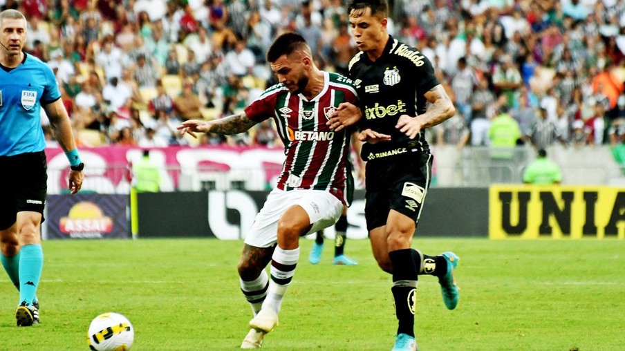 Invicto há 11 jogos, Fluminense enfrenta Santos na Vila Belmiro