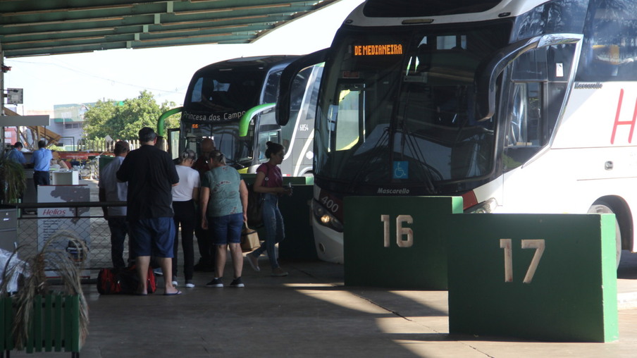 Viagens de ônibus interestadual tem aumento de 51% neste ano