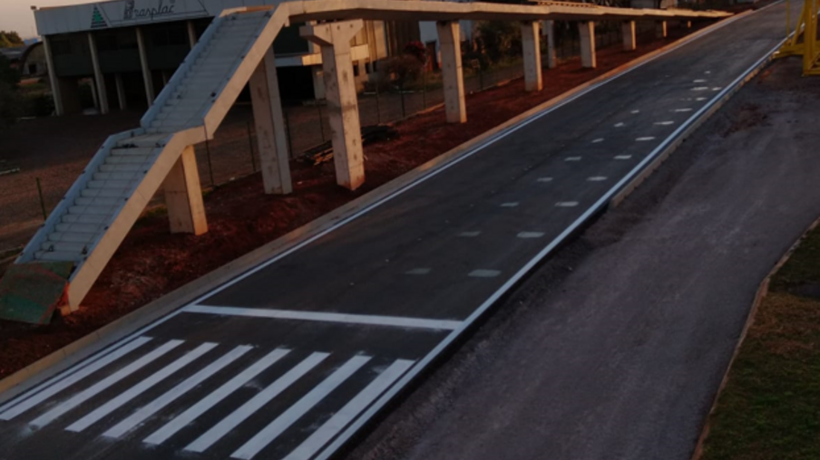 Ecocataratas implanta nova passarela no Trevo Cataratas, em Cascavel
