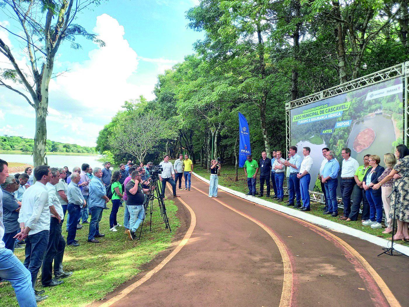 Lago: Desassoreamento revitaliza principal “cartão postal” e reservatório de Cascavel