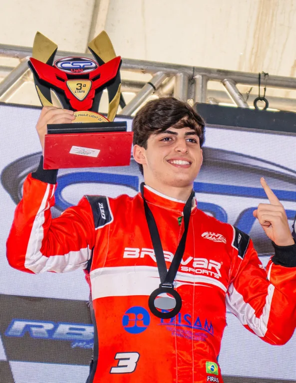 Firás Fahs conquista a primeira vitória na temporada 2025 ao ganhar a categoria OK-N na 3ª etapa da Copa São Paulo Light de Kart - Foto: Bruno Gorski/Divulgação