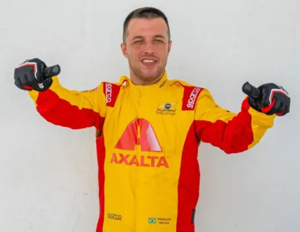 Douglas Mattos é profissional da área de TI e começou a andar de kart há dois anos - Foto: Divulgação