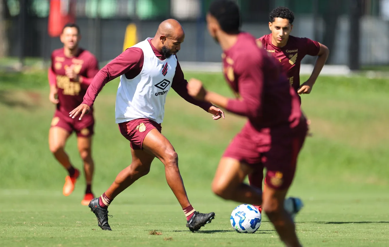 Copa do Brasil em destaque: Athletico precisa de mudanças para encarar o Brusque e Operário enfrenta o Vasco com apoio da torcida - Foto: José Tramontin Copa do Brasil em destaque: Athletico precisa de mudanças para encarar o Brusque e Operário enfrenta o Vasco com apoio da torcida - Foto: José Tramontin