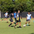 O FC Cascavel trabalha duro no Dia do Trabalhador, se preparando para o clássico paranaense contra o Cianorte neste sábado - Foto: Assessoria 
