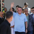 Jair Bolsonaro recebeu alta após 22 dias internado. Ele agora se recupera em casa após cirurgia no intestino - Foto: Metrópoles 